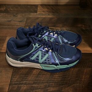 New Balance 997 blue sneakers size 9.5